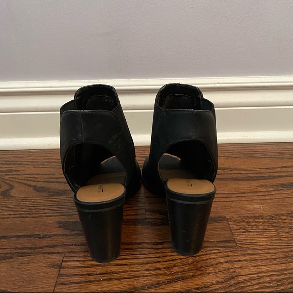 Call it spring black open-toe heels - Picture 2 of 4